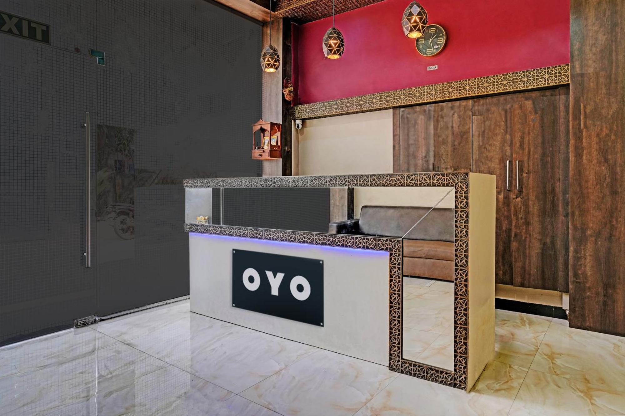 Oyo Hotel Blue Sapphire Residency Near Chhatrapati Shivaji International Airport Bombaj Zewnętrze zdjęcie
